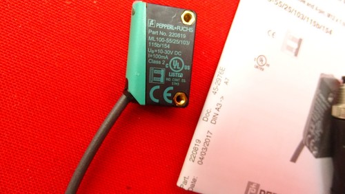 PEPPERL+FUCHS Photoelectric Reflex Switch Ml100-55/25/103/ 115b/154 Pepperl - Picture 5 of 5