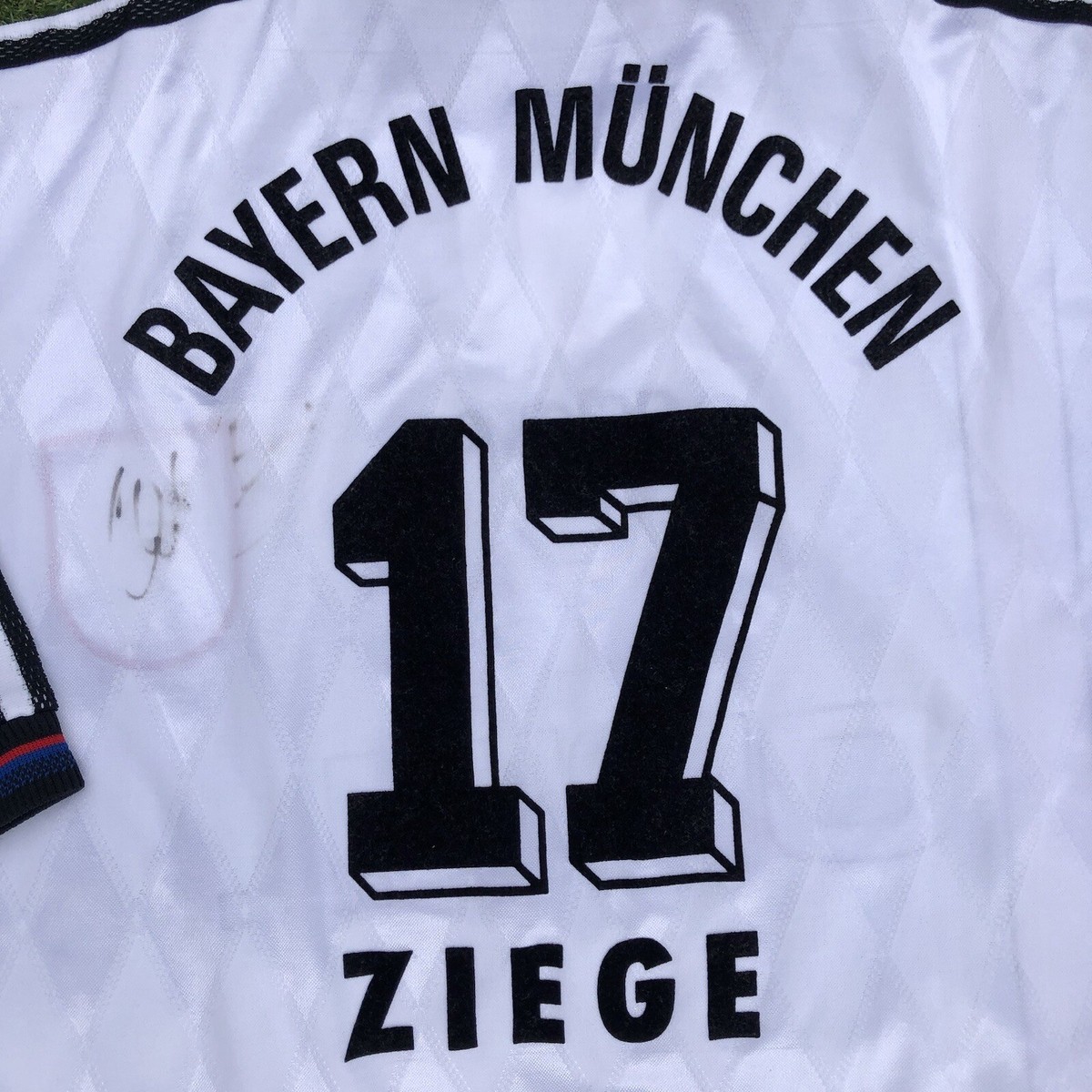 Vintage Bayern Munchen 1996/98 Ziege Men Retro Football