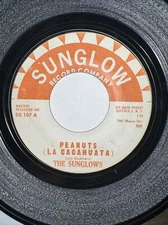 THE SUNGLOWS 45 Peanuts (La Cacahuata) / Happy Hippo