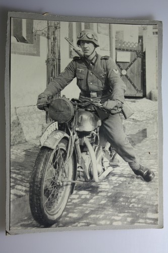 12 Militärische , technische Aufnahmen WKII - Panzer, Motorräder, Autos u.a. - Bild 2 von 12
