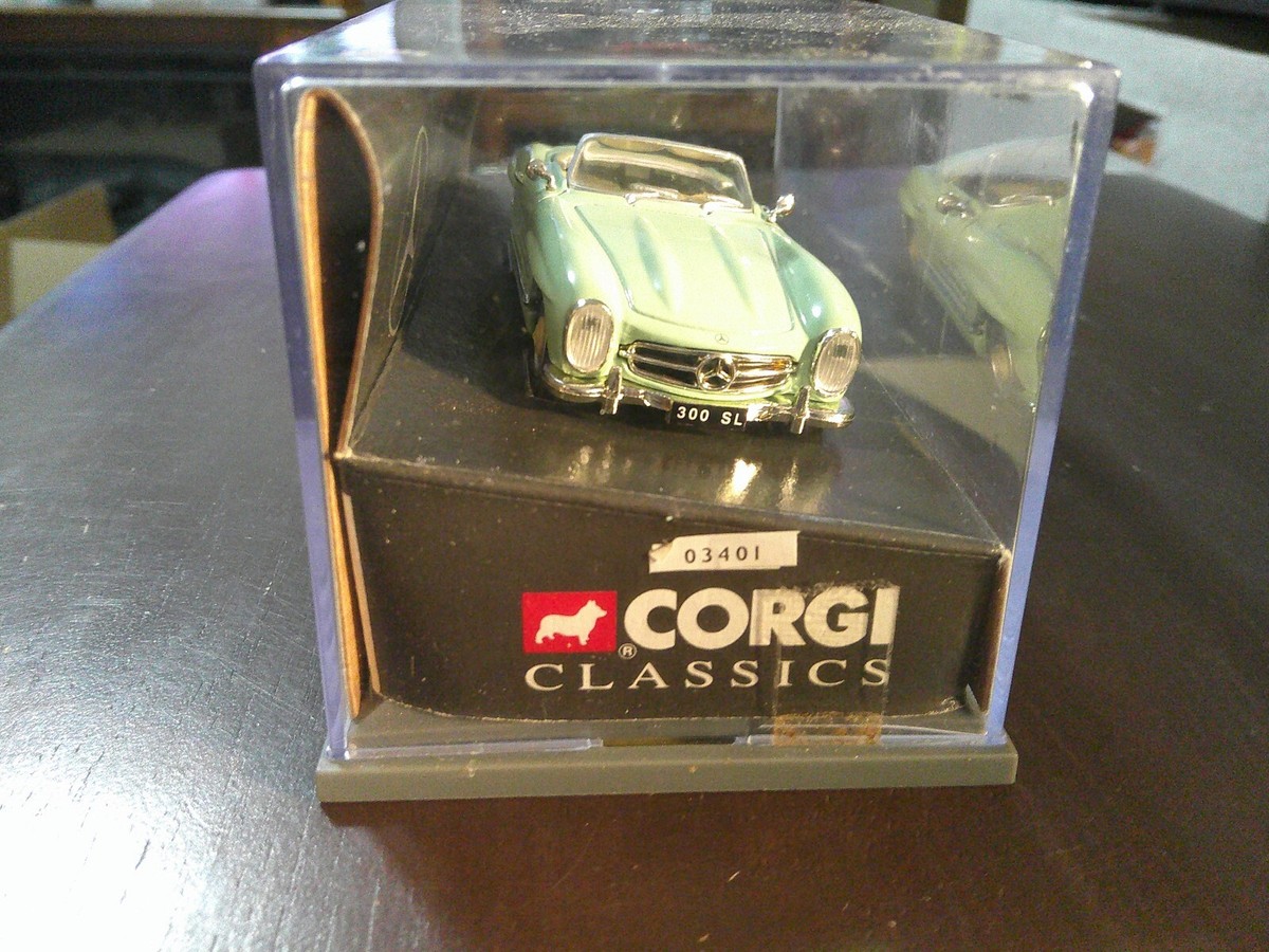 Corgi Classics 03401 Mercedes-Benz 300 SL Roadster Open Top 1:43