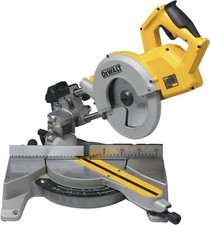 DeWalt Paneelsäge DWS771 1600 Watt 216 mm Kapp- und Gehrungssäge