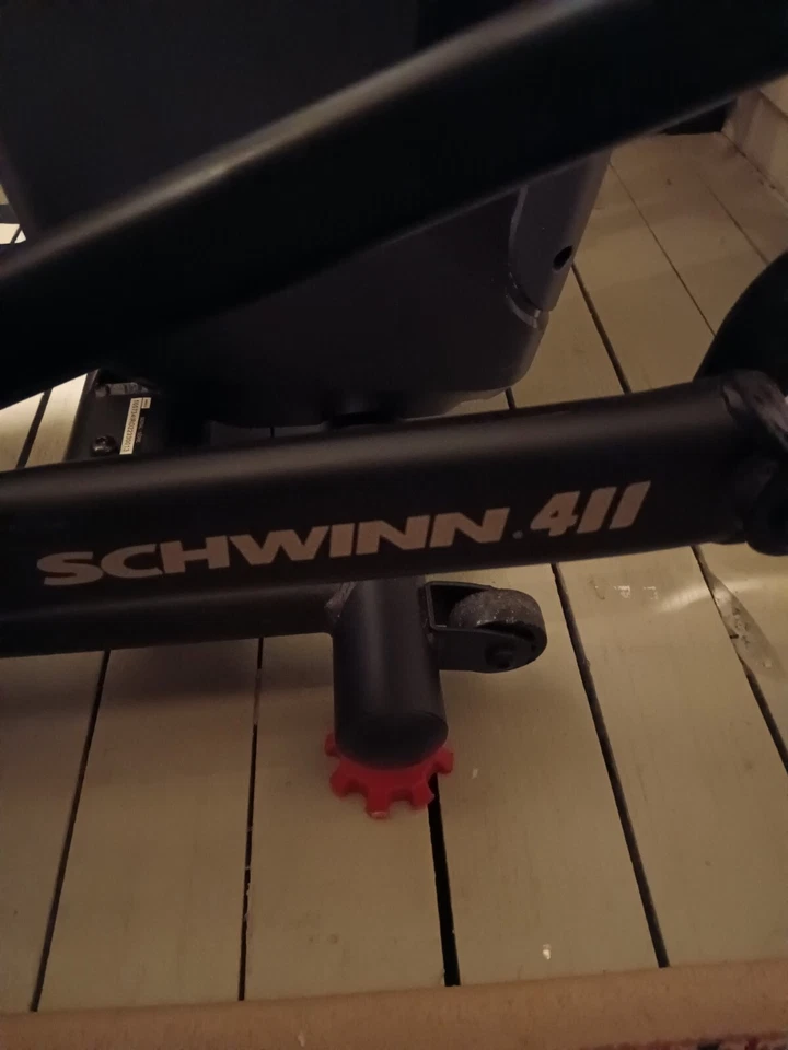 Schwinn 411 Compact Elliptical Exercising Machine/Black - Image 2 of 4