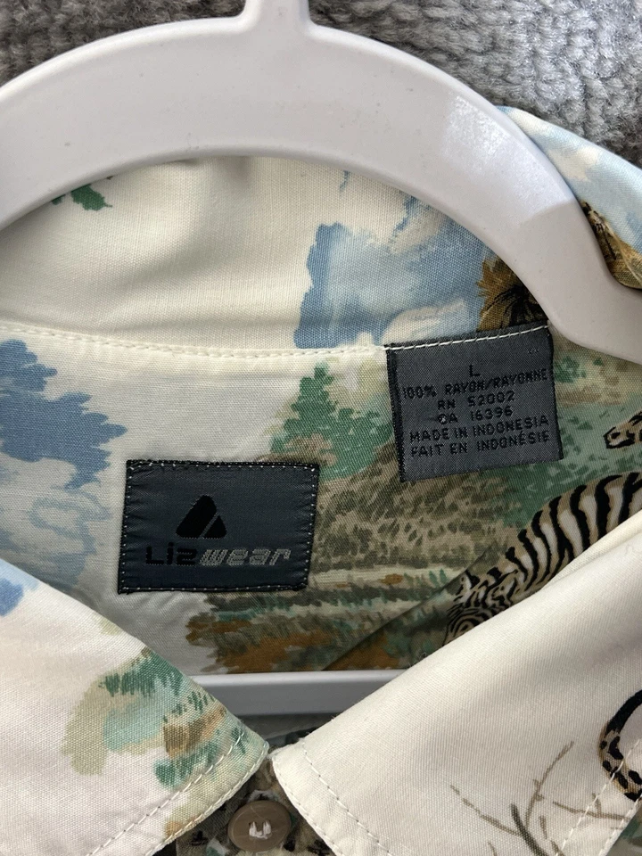 Top de manga larga vintage Lizwear animales de safari botones ocultos para mujer talla grande Foto 3 de 4