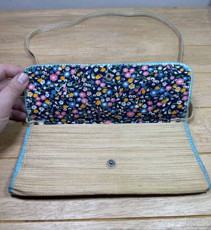 Embroidered Chinese Dragons Motif Straw Shoulder / Clutch Bag Floral Lined 26 cm - Image 3 of 4