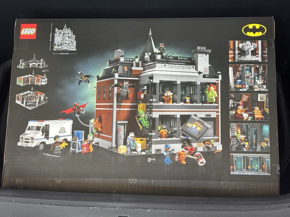 2025 LEGO DC Batman Arkham Asylum 76300 New In Box SEALED IN HAND *SHIPS ASAP* - Image 2 of 4