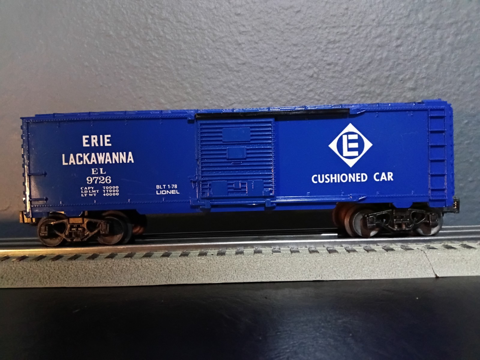 Click here to see eBay Auction