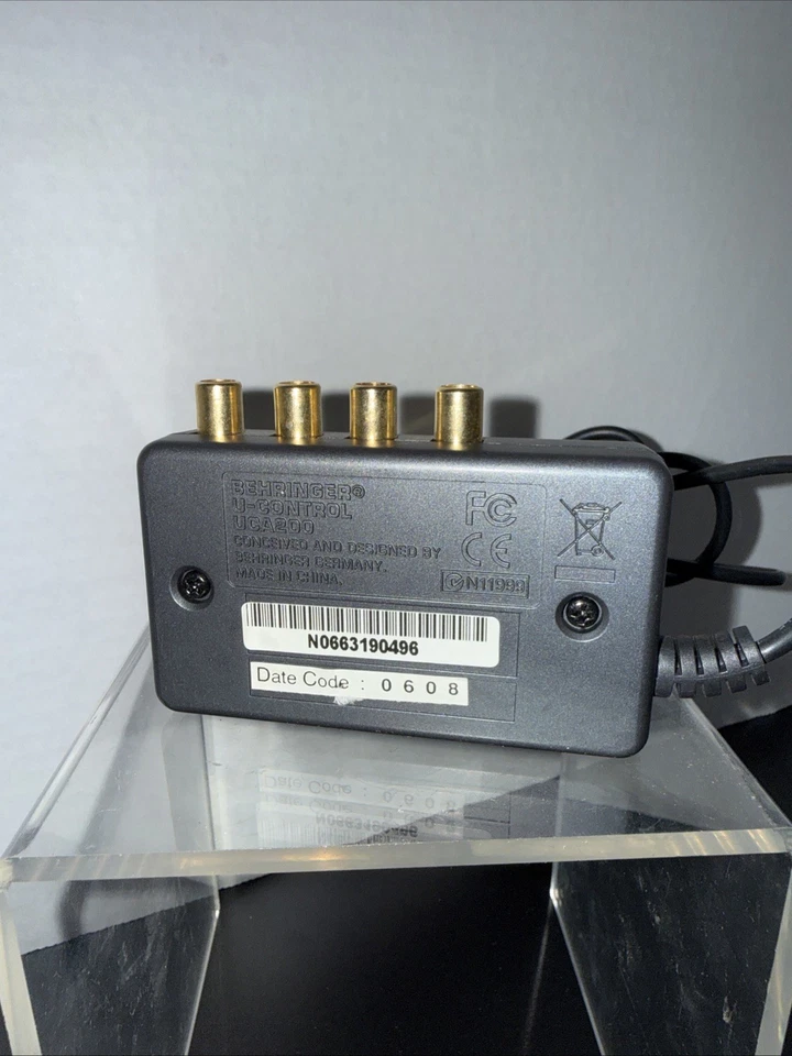 Behringer UCA200 U-Control USB Audio Interface - Image 3 of 3