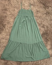 GAP Maternity Green Dress with Smocked Top & Spaghetti Straps - Size: Medium