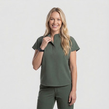 Women  s Scrub Top Luna Oversized   Stretchy  Comfortable Medical Uniform Top