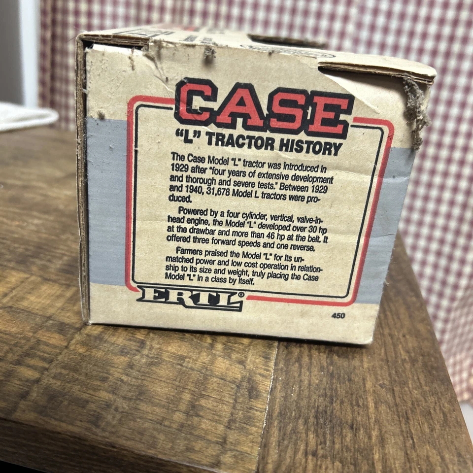 Tractor de juguete Case L de Ertl Foto 4 de 4
