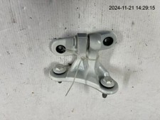 Mercedes-Benz B W246 W242 2017 Vorne links Oberes Scharnier T&uuml;r vorne ADT42873