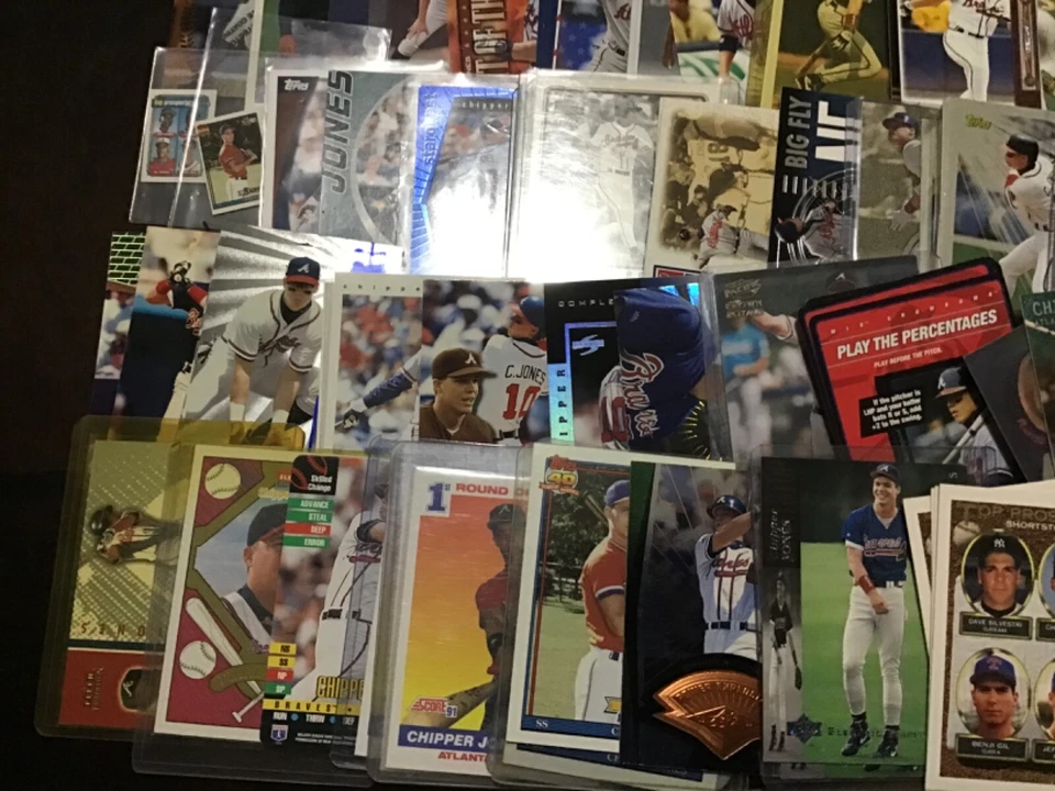 CHIPPER JONES Oddball Insert & Regular issue Baseball BRAVES YOU CHOOSE - Image 2 of 4