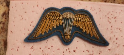 WORLD PARACHUTE BADGE, DUBAI,  BULLION B&T#1700 Variation 