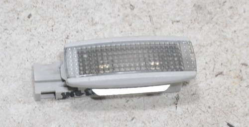 VW Polo 9N Bj 2002 Innen Leuchte Lampe Licht 3B0947113 #113245-F463