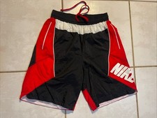 Pantalones Cortos de Baloncesto NIKE Sportswear NSW Retro Negros Rojos AJ3673 010 Para Hombre’s Grandes