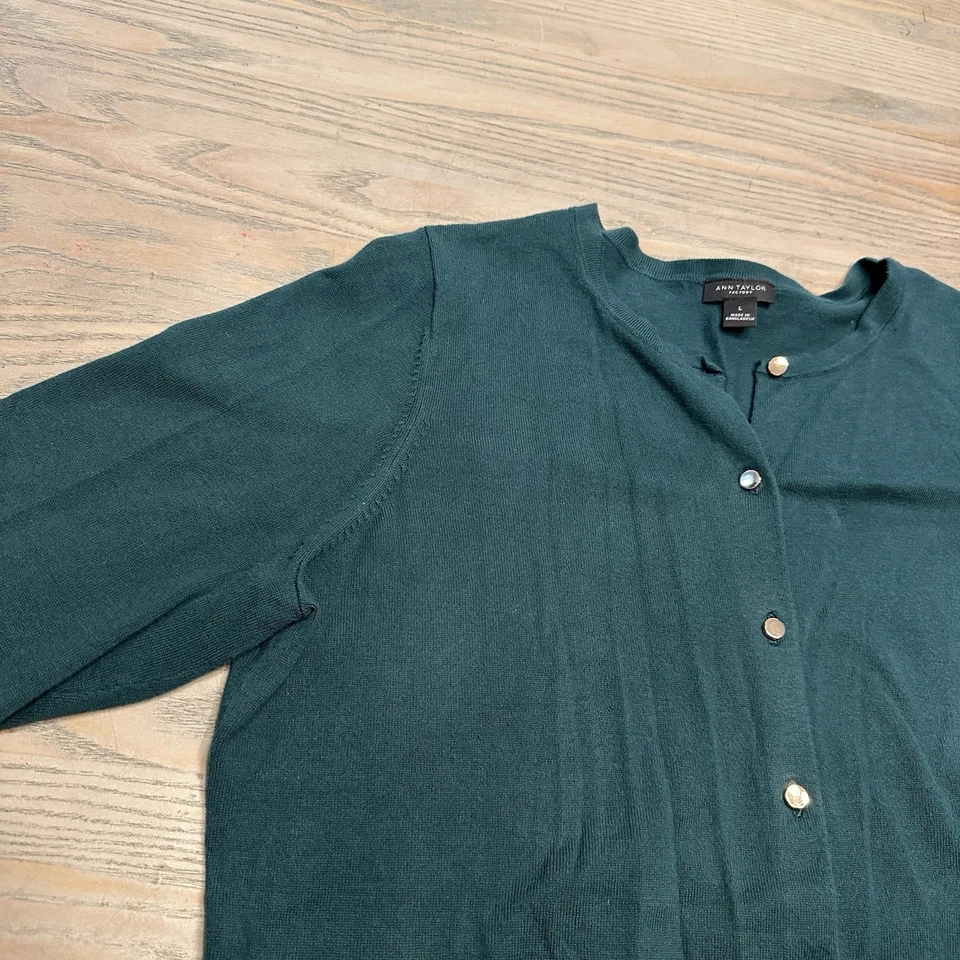 Cárdigan Suéter Ann Taylor Verde Ligero Para Mujer L Manga Larga Botón Dorado Foto 4 de 4