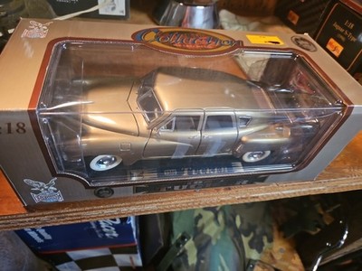 1/18 Road Legends 1948 Tucker Car #92268 GOLD NIB | eBay