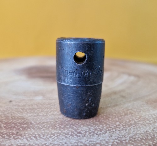 Snap-On 1/2 PDH-160 USA 12 point socket. Pat no. 3273430 - Picture 2 of 11