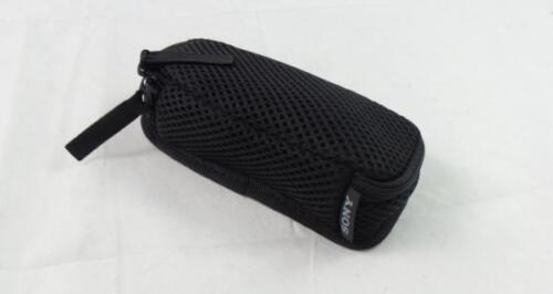 Sony Accessory Pouch for Camcorder Battery and Charger (ACC-TCH5) - Picture 1 of 3