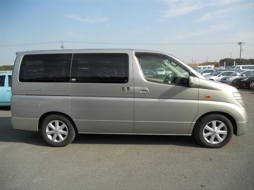 Nissan Elgrand NE51 4WD V6 8 Seater LPG conversion Auto - Picture 7 of 15