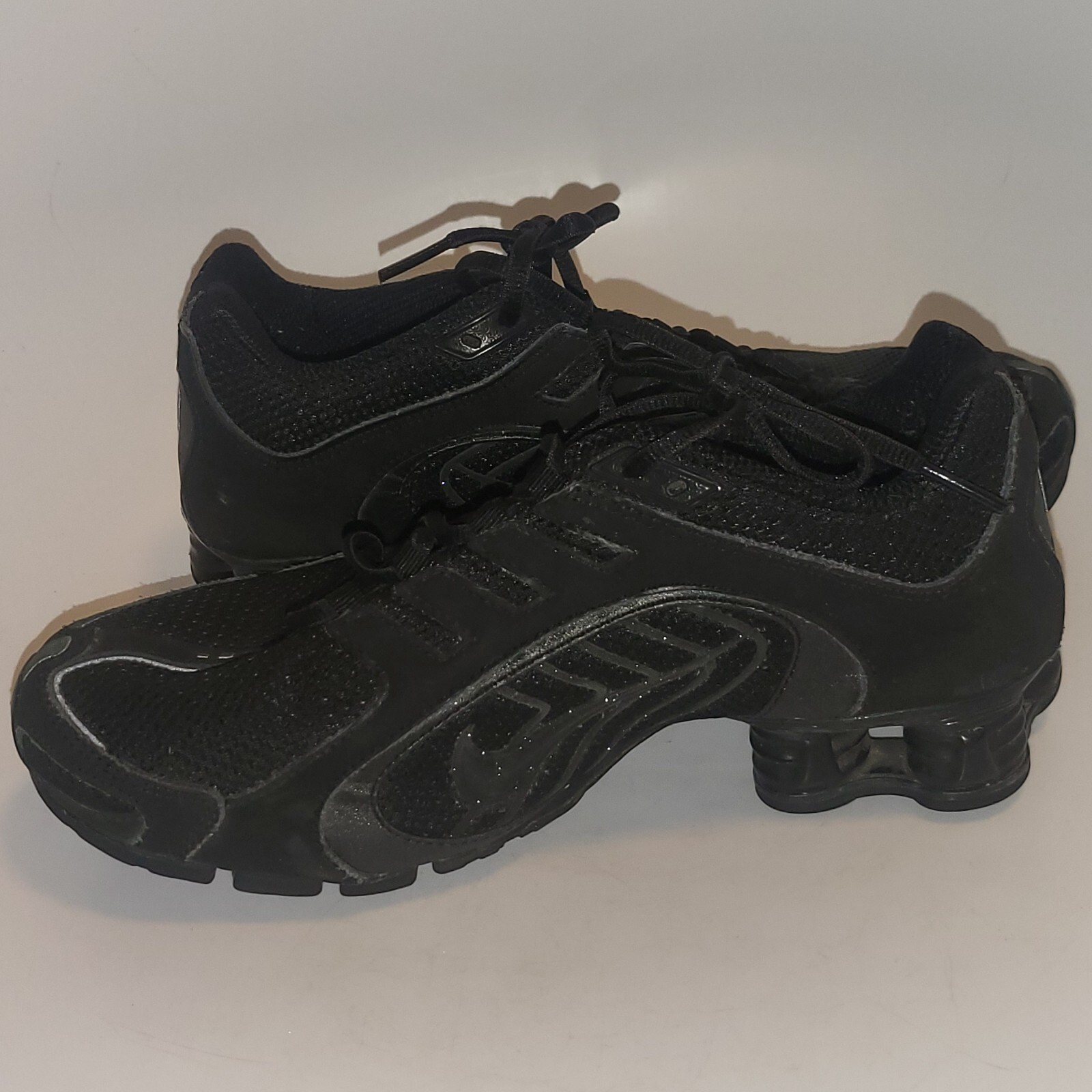 mizuno volleyball shoes kids