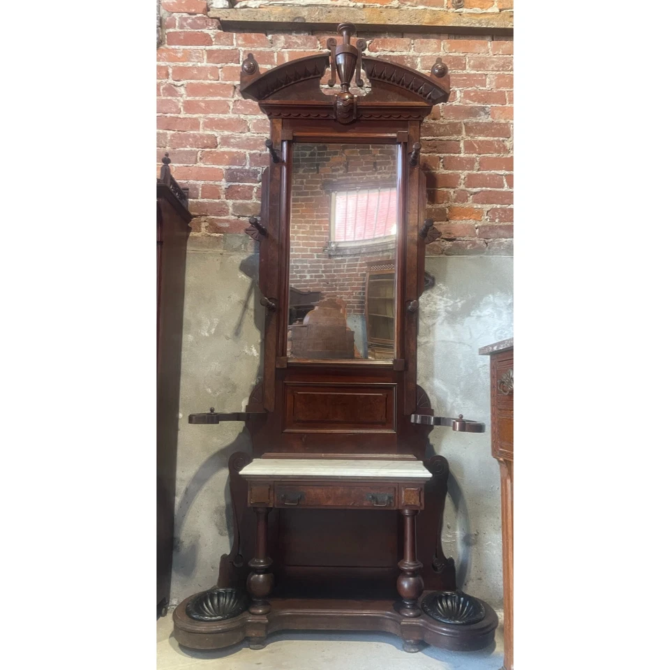 Antiguo árbol de salón renacimiento renacentista victoriano Foto 3 de 4