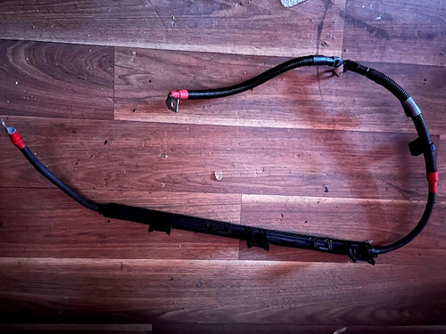 BMW E81 E82 E87 E88 E90 E91 E92 E93 N43 Kabel Generator-Anlasser-Stützpunkt B+