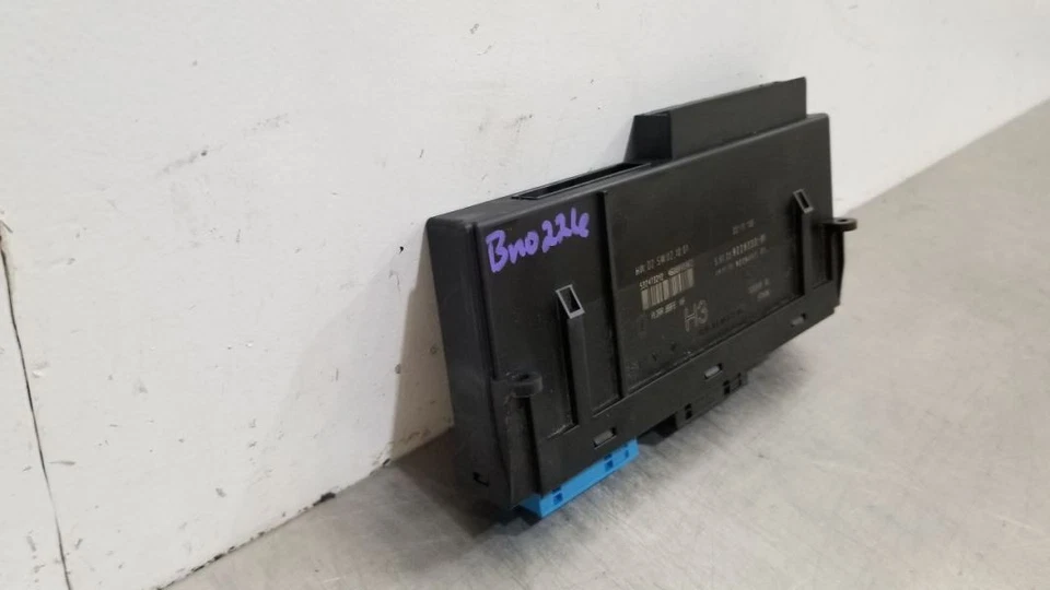 10 BMW 135I 2010 OEM CARROCERÍA MÓDULO DE CONTROL BCM PRINCIPAL 6135922633301 Foto 3 de 4