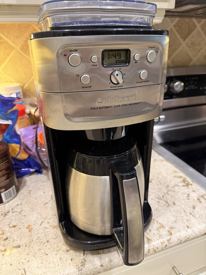 Cuisinart DGB-700BC Grind & Brew 12 Cups Automatic Coffee Maker - Brushed Chrome - Image 4 of 4