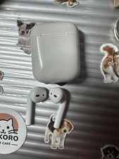 Apple AirPods 1st Generation Wireless Bluetooth Earbuds with Charging Case