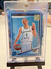 2025 Donruss WNBA Paige Bueckers Lava Holo Base Rated Rookie Card Dallas Wings