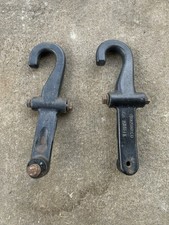 Tow Hooks Chevrolet Silverado Gmc Sierra 2500 3500 Oem 2002 2003 2004 2005 2006 Tow Hooks Chevrolet Silverado Gmc Sierra 2500 3500 Oem 2002 2003 2004 2005 2006