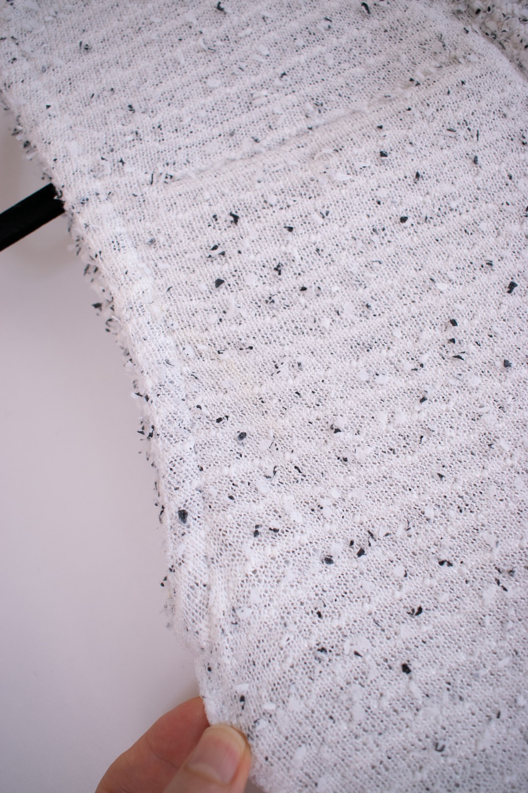 $1.8K CHANEL 16PS White Gray Sleeveless CC Buttons Stretch Knit Dress 36 US4 thumbnail 10