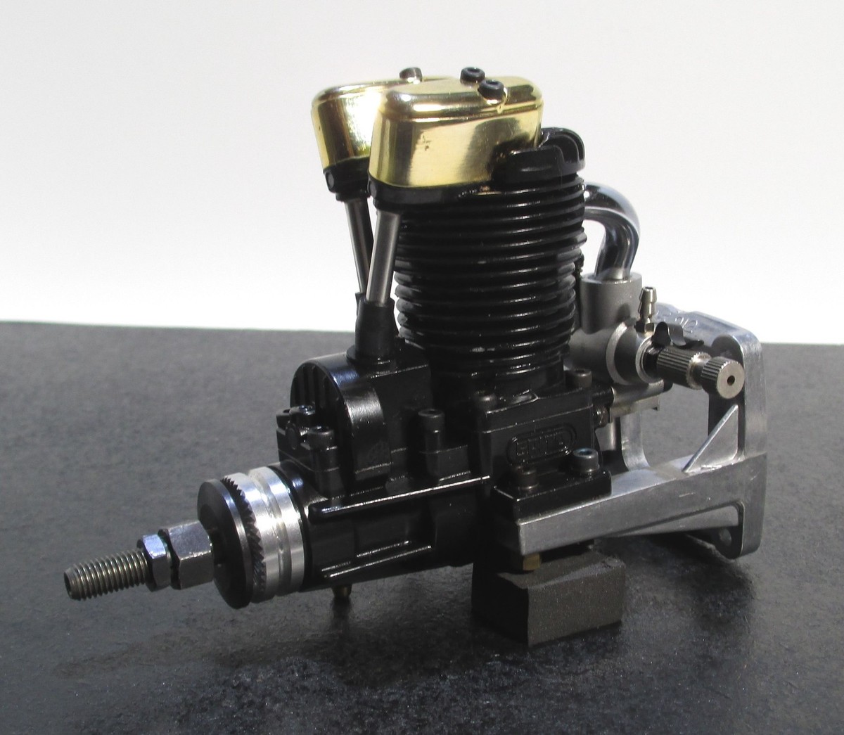 SAITO FA-56B GK 9.18cc Hemi Head 4 stroke glow engine with muffler