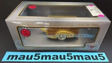 Motor City Classics Woody Trailer 71001 Italian Cream 1:18 2003 Model Scale Car