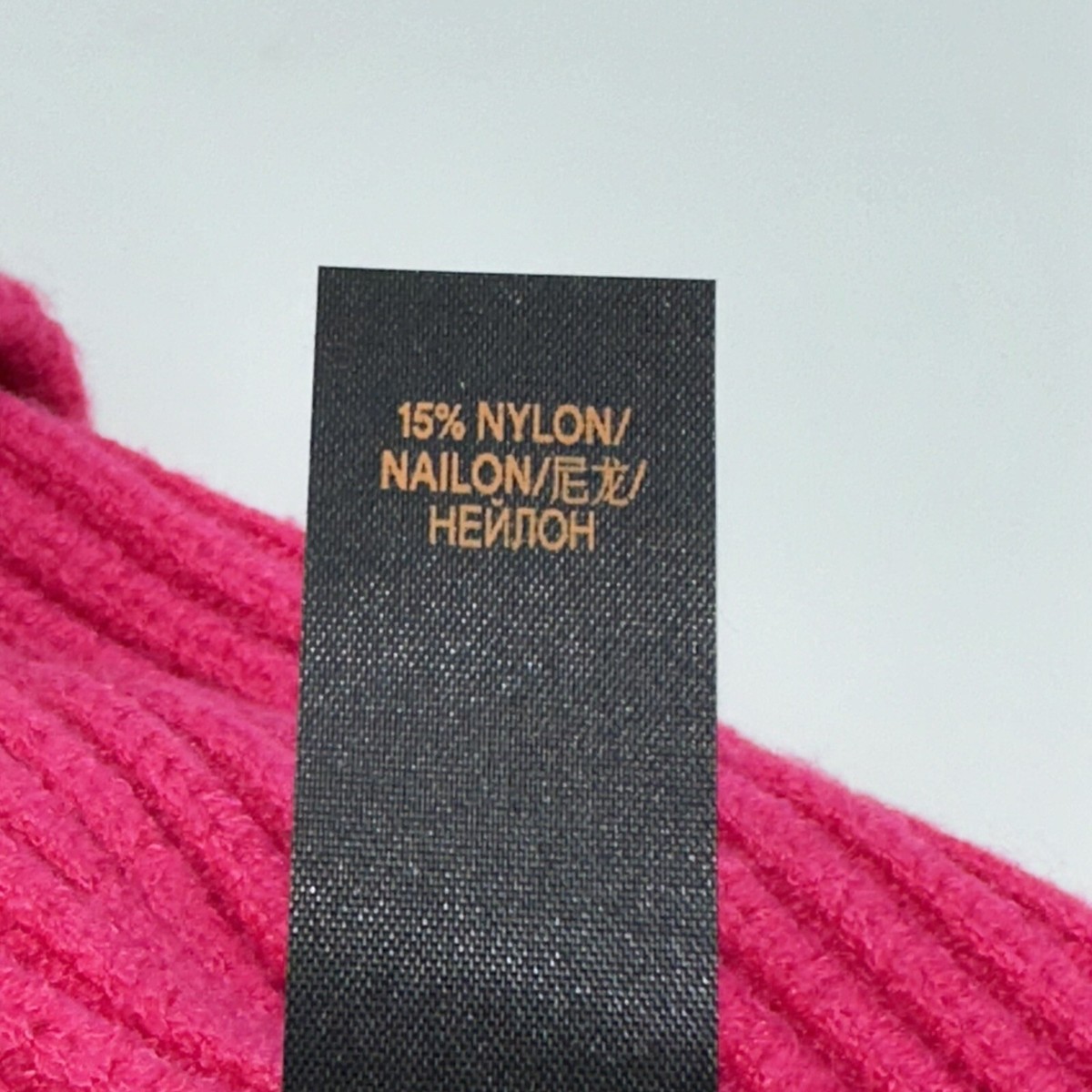 Savage X Fenty Hot Pink Ribbed Beanie with Logo Patch X-patch Beanie - QUARTZ – Jusheiy main image 3