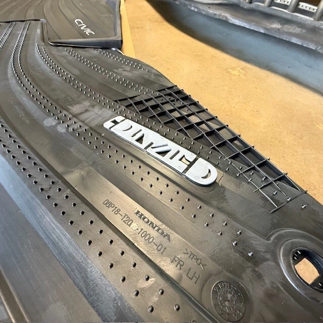 (1) Genuine Honda All-Season Floor Mats (Civic) (08P17-T20-110) genuine oem - Image 4 of 4