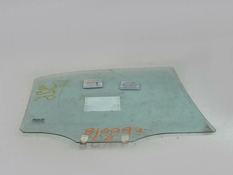 2000 - 2005 Hyundai Accent Window Glass Door Moveable Left Lh Driver Rear Oem Foto 3 de 4