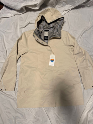 NEW Vuori Women's Tuuli Rain Jacket Bone/White SIZE L READ DESCRIPTION
