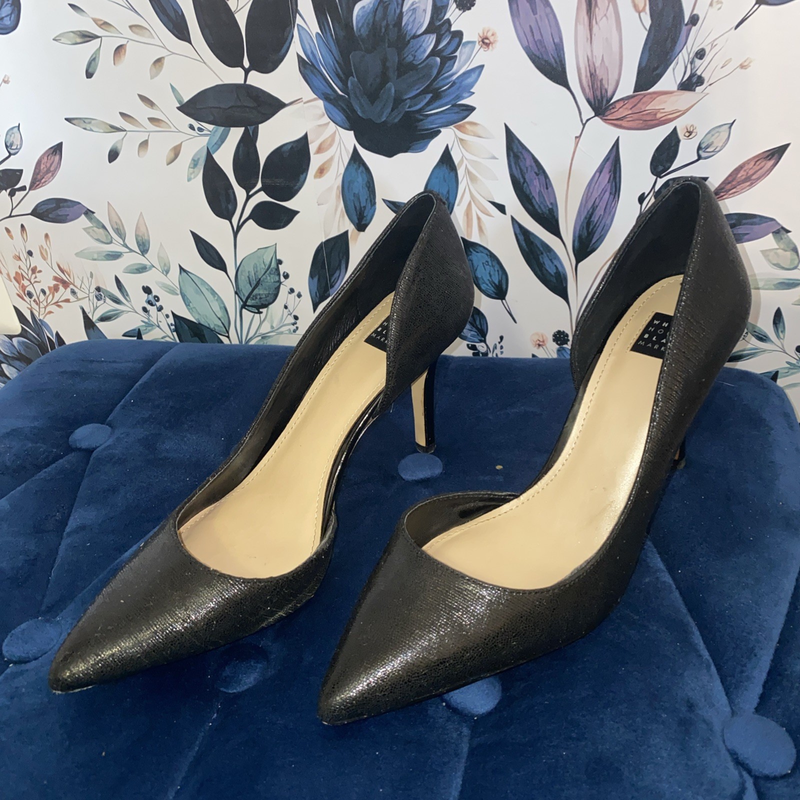 White House Black Market Women’s Black Pumps Size 7M 3” Heel