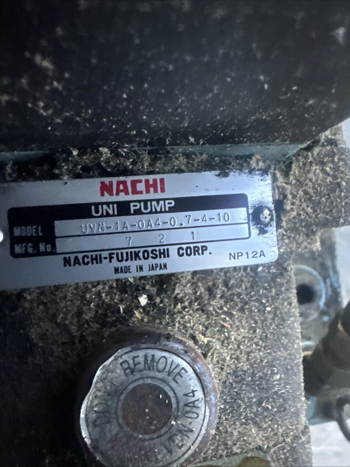 BOMBA NACHI UNI UVM-1a-0a4-0.7-4-10 0.75KW 4P TIPO TWF4711bf MOTOR BOMBA HIDRÁULICA Foto 3 de 4