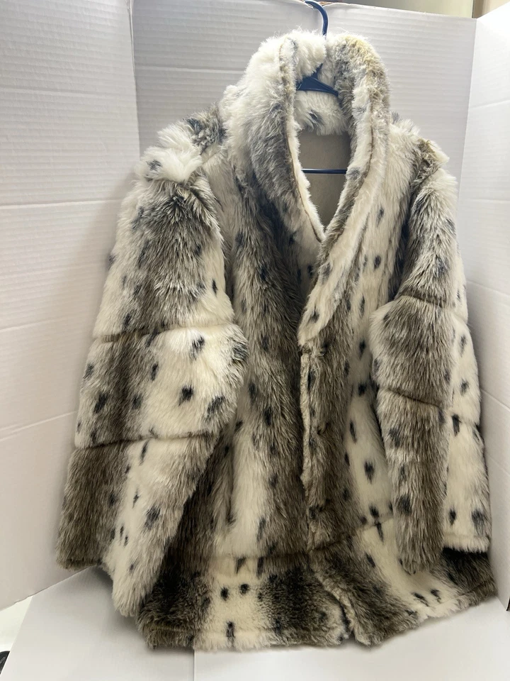 Komitor Beautiful Fur Reversible Coat Hard To Find 1X - Image 3 of 4