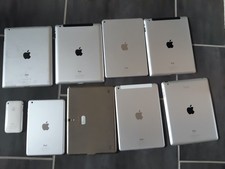 Lot Appel D’Ipad Vendu Dans L’état. Pour Pièces un 1 iPod & 1 tablette Samsung