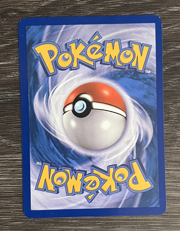 Pokemon TCG: Eelektrik 40/101 - Noble Victories Set (Near Mint Condition)