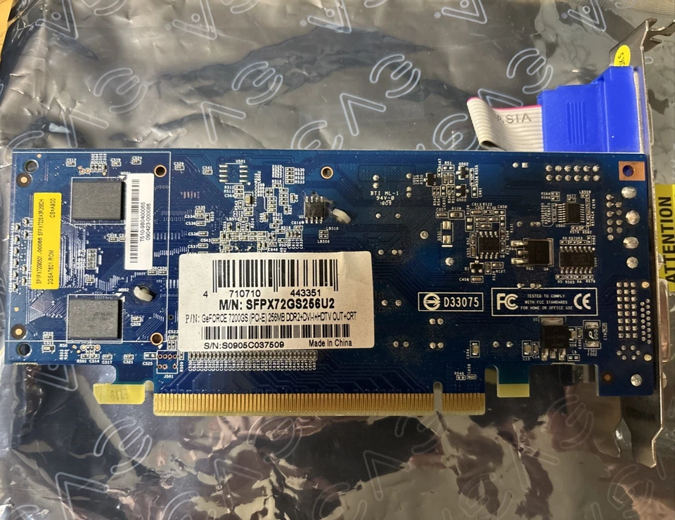 nVidia GeForce 7200GS 256MB DDR2 DVI VGA S-Video PCI-E SFPX84 Rev A3.1 - Vintage - Image 2 of 4