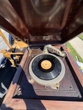 Vintage Record Player/Radio