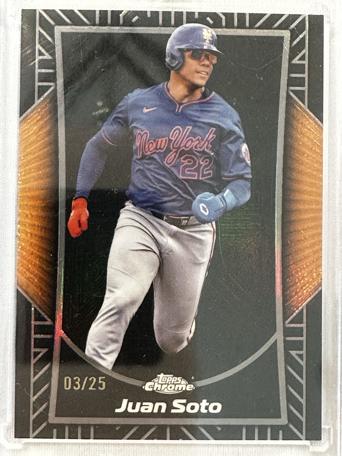 2025 Topps Chrome Juan Soto Shadow Etch Orange Numbered 3/25
