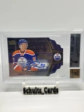 2015-16 UD Full Force Valuable Assets Connor McDavid Rookie BGS 9 AUTO 10 SP RC