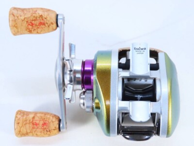 Daiwa TD-Ito103 Megabass Baitcast Reel Right handle | eBay